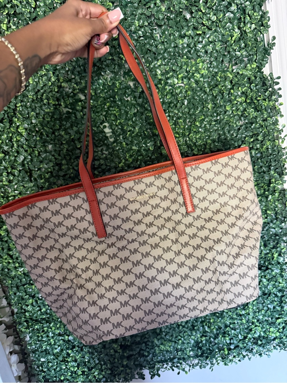 Michael Kors MK Signature Tote